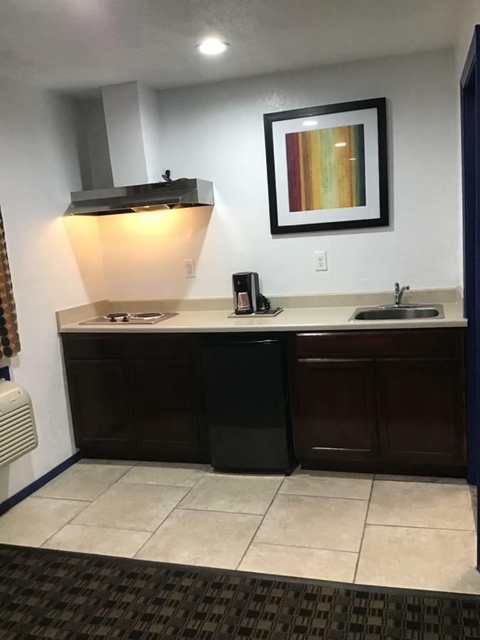 Budget Inn & Suites Οκλαχόμα Εξωτερικό φωτογραφία