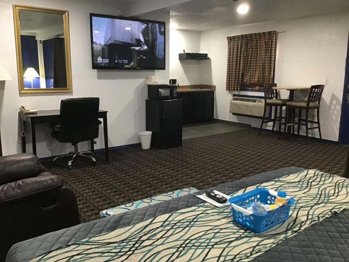 Budget Inn & Suites Οκλαχόμα Εξωτερικό φωτογραφία